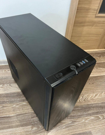 pc-skrinka-fractal-design-define-xl-r2-msi-b450-noctua-big-2