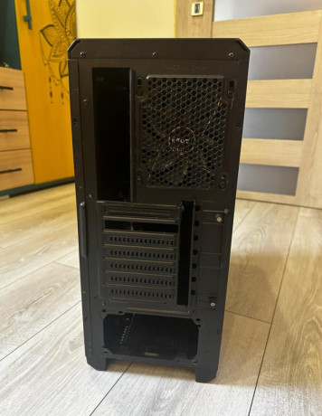 pc-skrinka-evolveo-t3-big-3