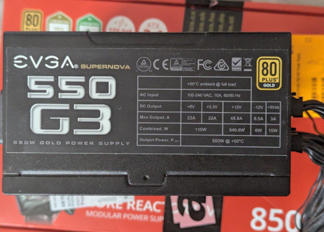 zdroj-evga-g3-80-gold-550w-big-1