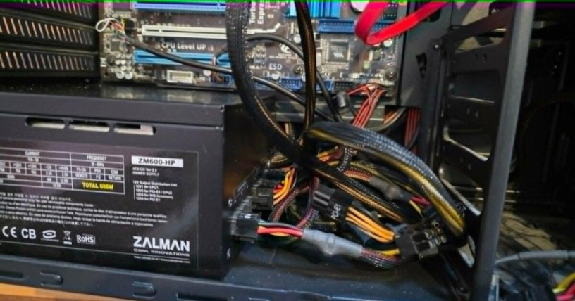 zalman-zm600-hp-modularny-big-1