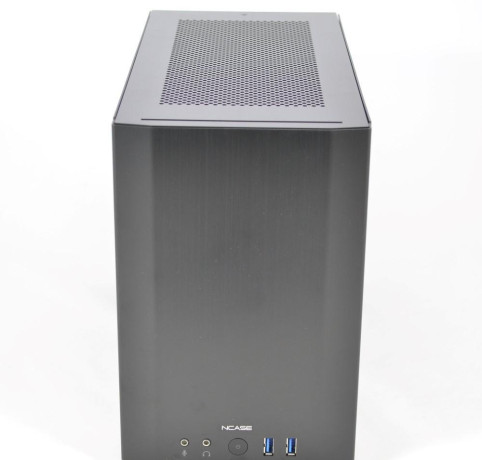 ncase-m1-classic-big-1