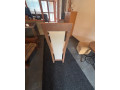 predam-rozkladaci-jedalensky-stol-a-4-calunene-stolicky-small-2