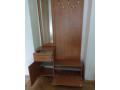 predam-vesiakovu-stenu-do-predsiene-s-zrkadlom-top-stav-c-small-1