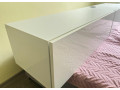 plavajuca-polica-pod-tv-small-2