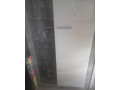 vitrina-malta-siva-biela-small-1