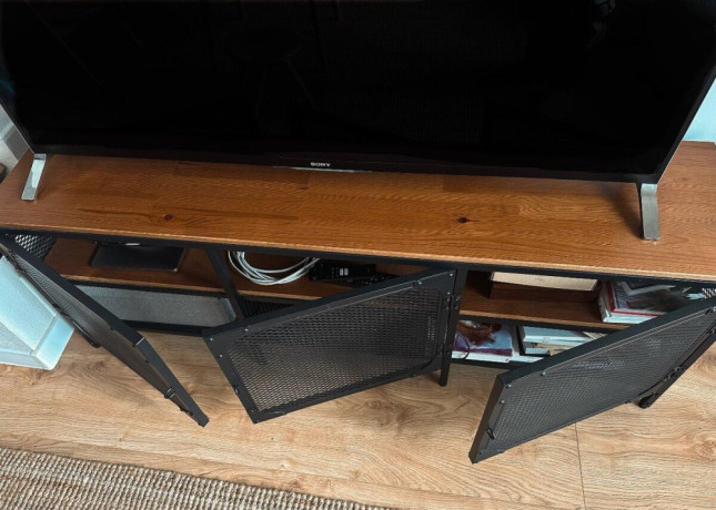 ikea-fjallbo-tv-skrinka-150-cm-kovdrevo-big-1
