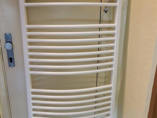 radiator-s-vyhrevnym-telesom-700w