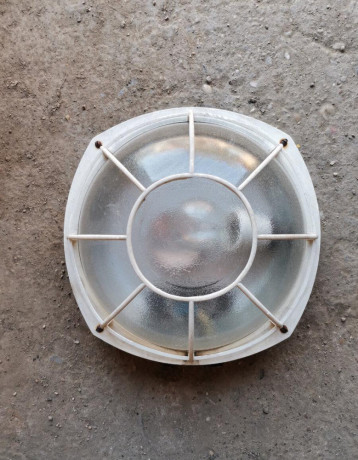 vonkajsie-svetlo-luster-nocna-lampa-big-0