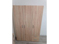 vesiakova-skrina-s-policami-small-0