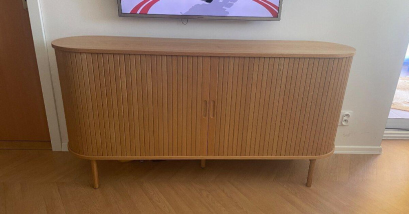 skrinka-pod-tv-s-posuvnymi-dverami-big-0