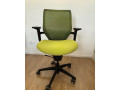 kancelarska-zdravotna-stolicka-adaptic-xtreme-small-3