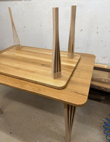 dubovy-stol-jedalensky-a-konferencny-set-big-4