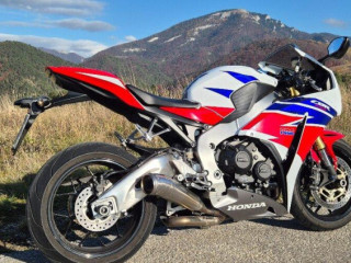 honda-cbr-1000-rr