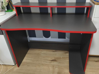 pc-stolik