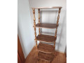 predam-dreveny-regal-s-polickami-za-20eur-small-0