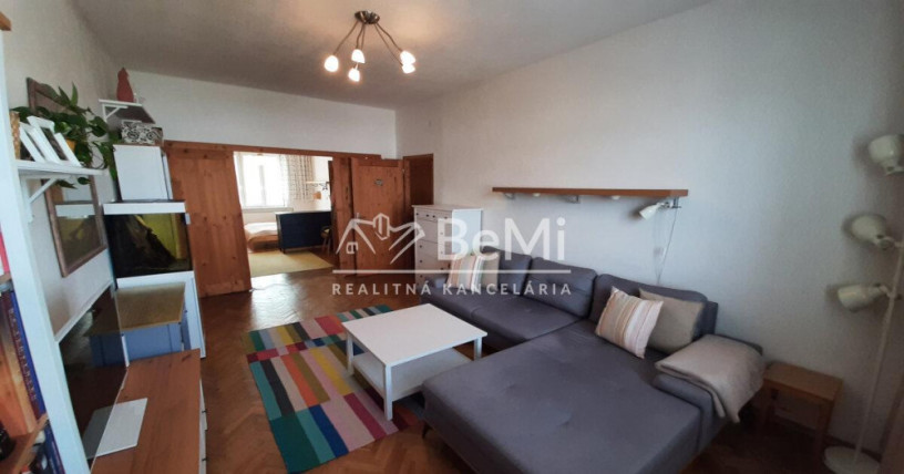 stylovy-2-izbovy-byt89m2-nitra-stare-mesto-id-008-112-viska-big-3
