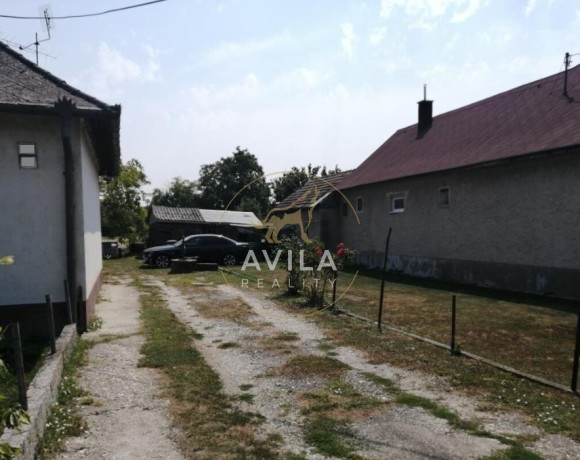 avila-na-predaj-4i-rodinny-dom-s-velkorysym-pozemkom-792-m-big-1