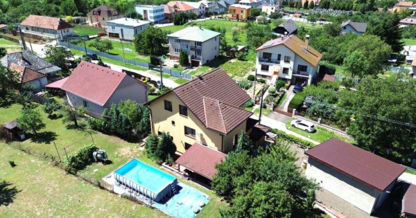 vysna-mysla-rodinny-dom-3-samostatne-bytove-jednotky-big-0
