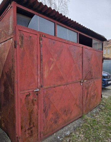 predam-kovovy-garaz-5x7m-big-2