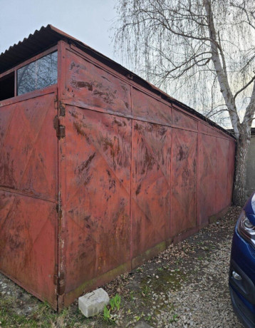 predam-kovovy-garaz-5x7m-big-0