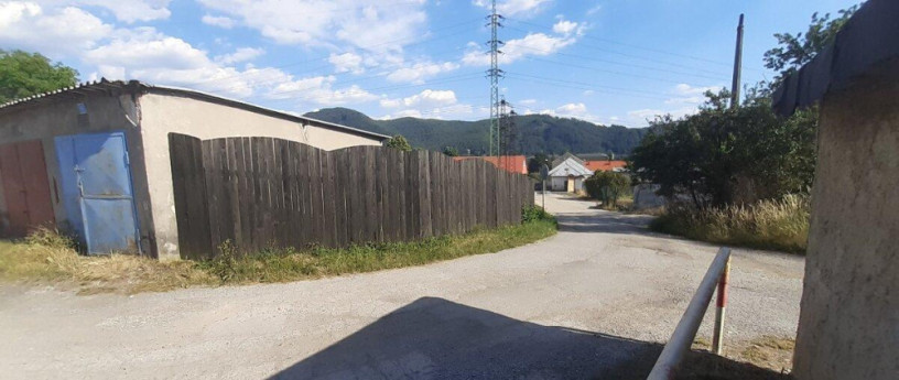 garaz-partizanska-cesta-banska-bystrica-51242-big-2