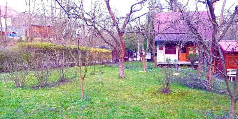 murovana-chata-s-peknou-zahradou-kosice-big-0