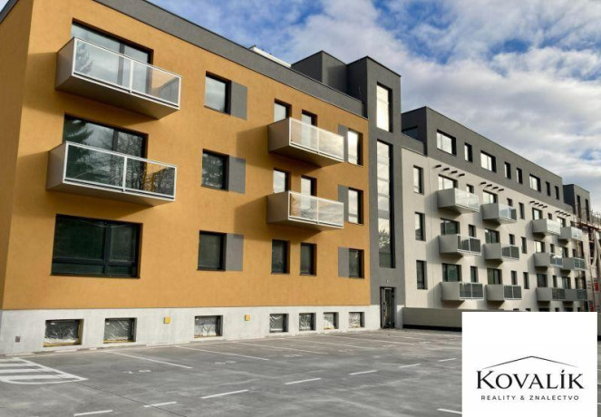 administrativny-priestor-v-projekte-rudlovska-residence-nov-big-0