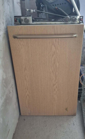 absorpcna-chladnicka-electrolux-big-1