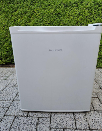 mala-chladnicka-philco-big-0
