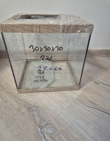 akvarium-30x30x30cm-big-0