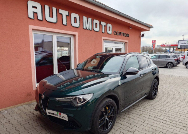 alfa-romeo-stelvio-20-turbo-q4-b-tech-206kw-big-0