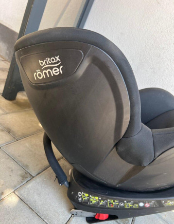 autosedacka-britax-romer-dualfix-2r-big-2
