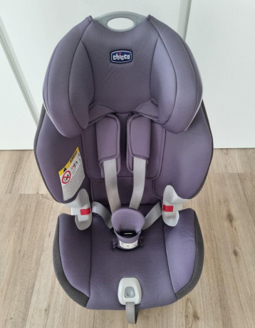 autosedacka-chicco-big-1