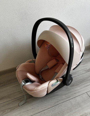 cybex-cloud-t-i-size-plus-big-0