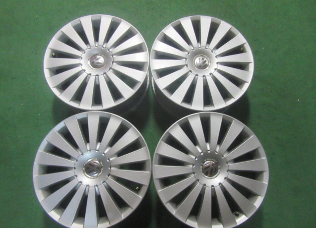 r17-hlinikove-disky-volkswagen-passat-roztec-5x112-et47-big-0