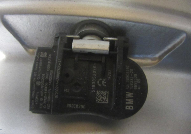 r18-hlinikove-disky-bmw-x5-roztec-5x120-et46-big-1