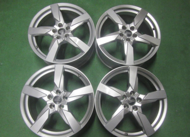 r19-hlinikove-disky-audi-tt-rs-roztec-5x112-et52-big-0