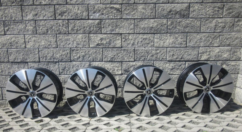 r19-hlinikove-disky-mercedes-eqc-roztec-5x112-a2934010100-big-0