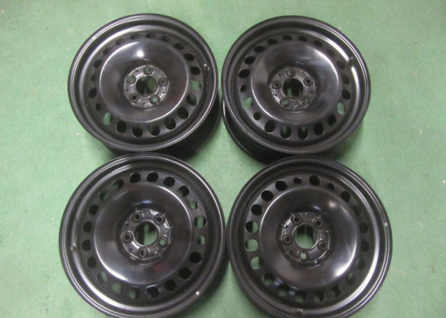 r17-plechove-disky-mercedes-gla-roztec-5x112-et38-big-1