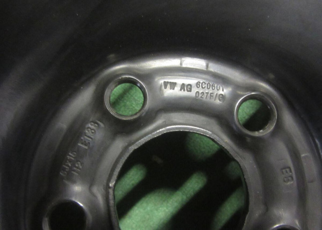 r15-nova-letna-sada-fabia-roztec-5x100-et38-18560r15-kumho-big-1
