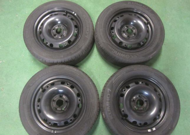 r15-nova-letna-sada-fabia-roztec-5x100-et38-18560r15-kumho-big-0