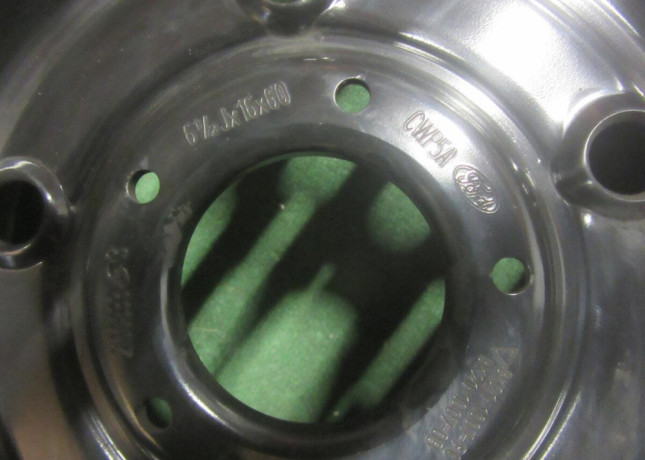 r16-letna-sada-ford-transit-roztec-5x160-21565r16c-big-1