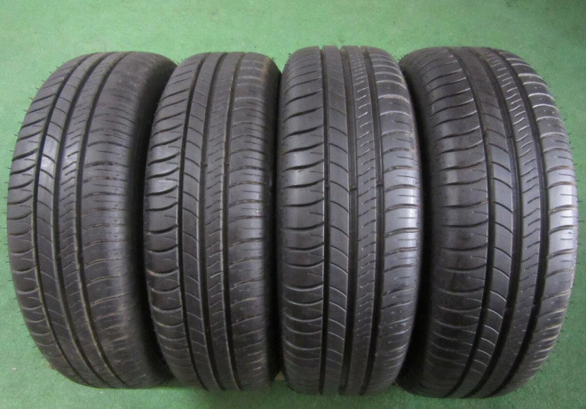 r15-letna-sada-smart-fortwo-roztec-4x100-michelin-big-1