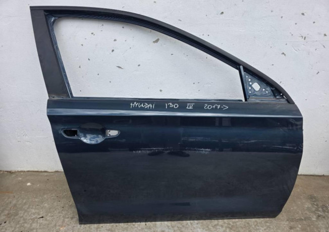 hyundai-i30-iii-2017-prave-predne-dvere-big-0