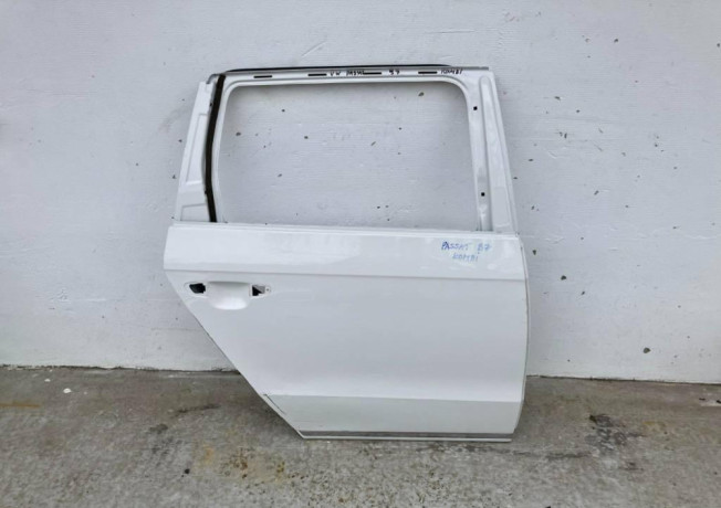 vw-passat-b7-kombi-10-prave-zadne-dvere-big-0