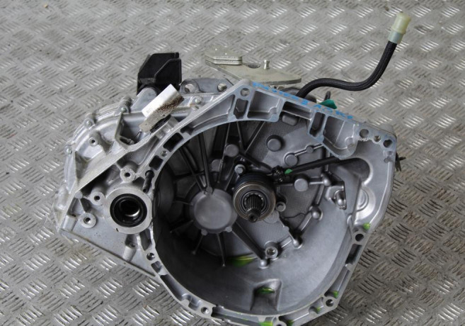 dacia-duster-prevodovka-ii-2-tl4-b355-13-tce-big-0