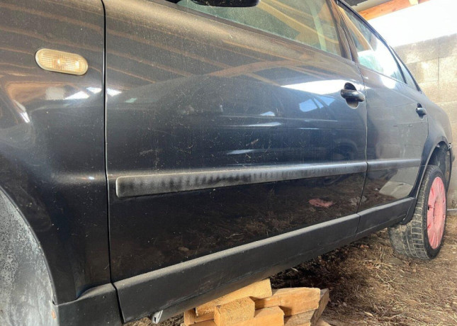 vw-passat-b5-diely-19tdi-automat-big-1