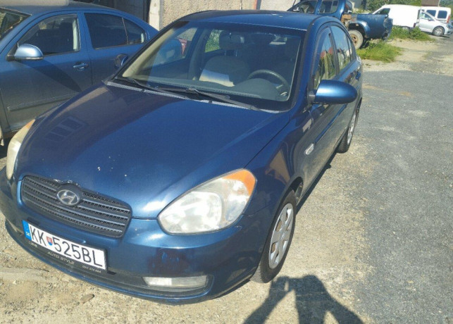 rozpredam-hyundai-accent-iii-big-1