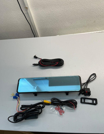 monitor-s-kamerami-dashcamcuvacia-kamera-big-4