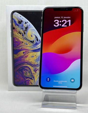 apple-iphone-xs-max-64-gb-silver-zaruka-12-mesiacov-big-1